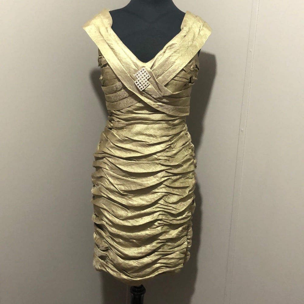 Cachet womens dress whisky in color